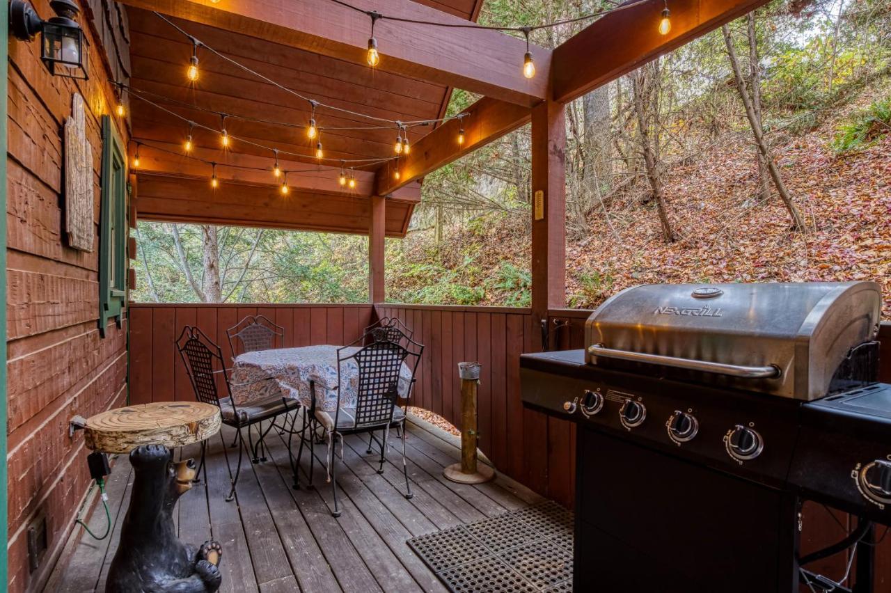 Bridgewood Cabin, Hot Tub, 1089 Of Free Attraction Tickets For Each Paid Day, Dollywood And More! Pigeon Forge Exterior photo
