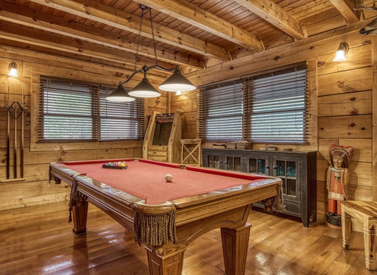Bridgewood Cabin, Hot Tub, 1089 Of Free Attraction Tickets For Each Paid Day, Dollywood And More! Pigeon Forge Exterior photo