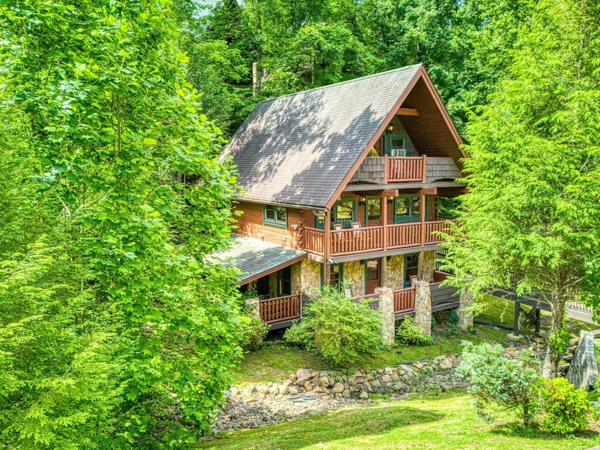 Bridgewood Cabin, Hot Tub, 1089 Of Free Attraction Tickets For Each Paid Day, Dollywood And More! Pigeon Forge Exterior photo